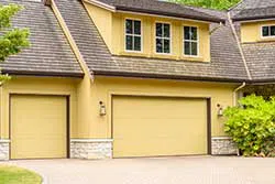 Security Garage Doors Babylon, NY 631-505-0130 - residential-side